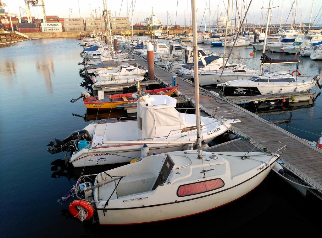 Vrs - Low Cost Beach Boat Hotel Leça da Palmeira Exterior foto
